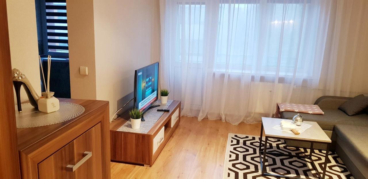 Taikos Apartment Клайпеда Екстериор снимка